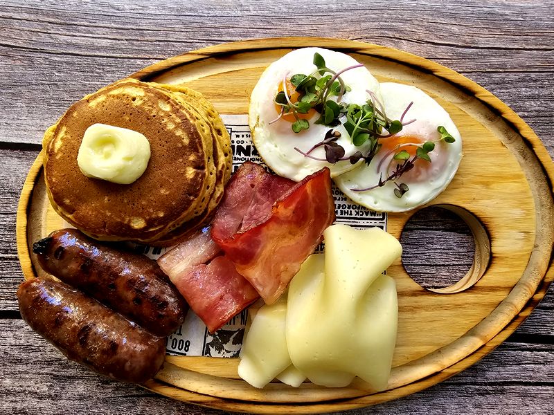 Mokambo Sevilla. Detapasconchencho