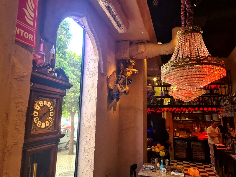 Restaurante Sarita Colonia. Detapasconchencho