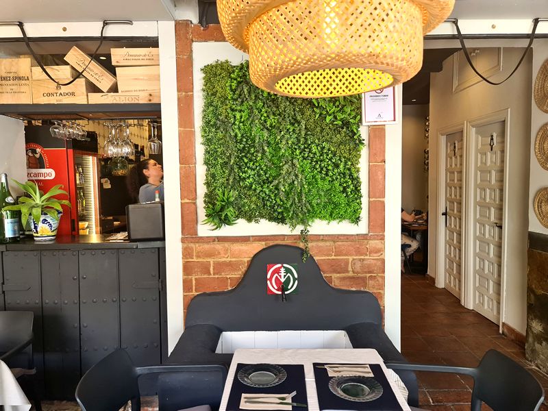 Carmen y Vino. Detapasconchencho