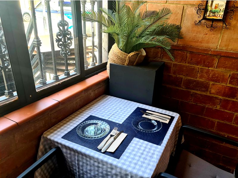 Carmen y Vino. Detapasconchencho