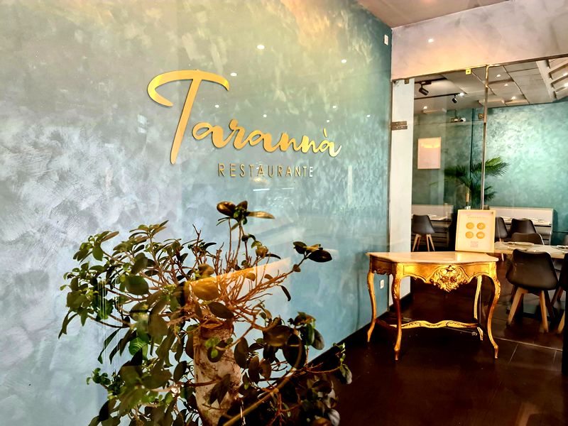 Taranná Sevilla. Detapasconchencho