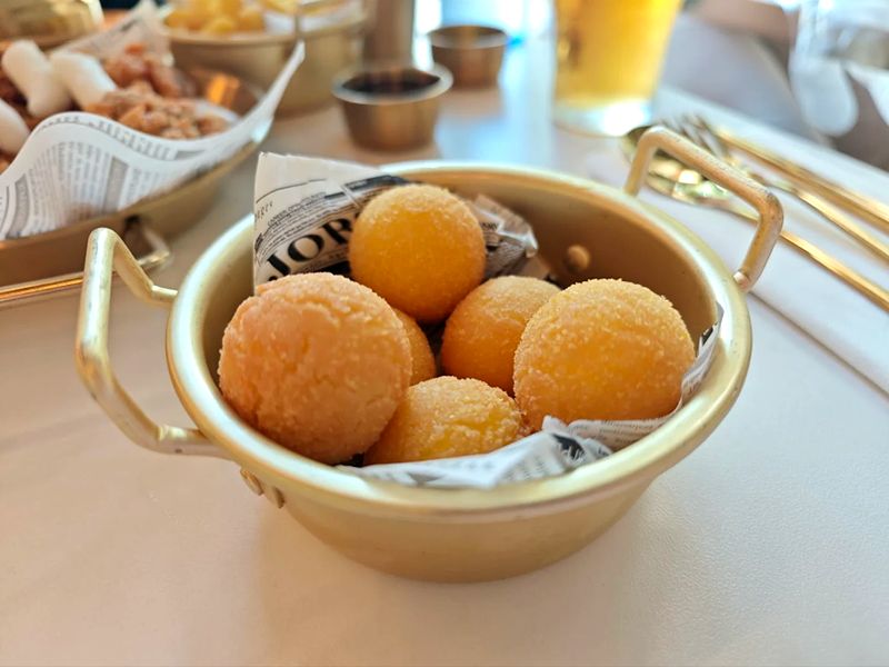 Oso Familia Sevilla. Detapasconchencho