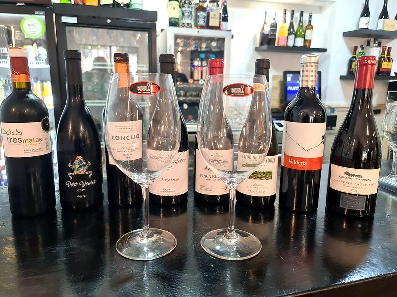 Javier Guardiola Tapas y Vinos. Detapasconchencho