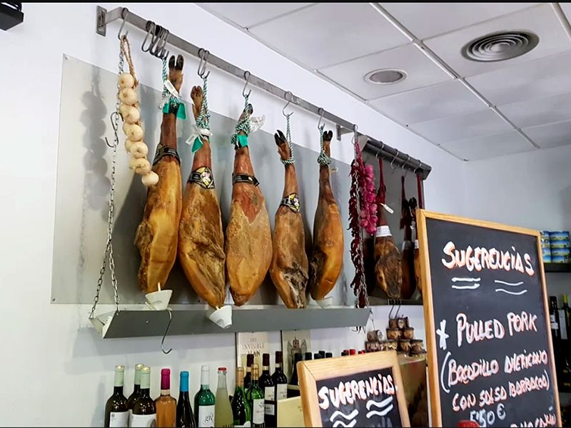 La Lola Abacería y Tapas. Detapasconchencho