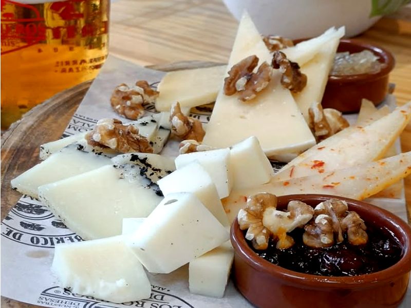 Abacería Los Romeros de Alanís. Detapasconchencho