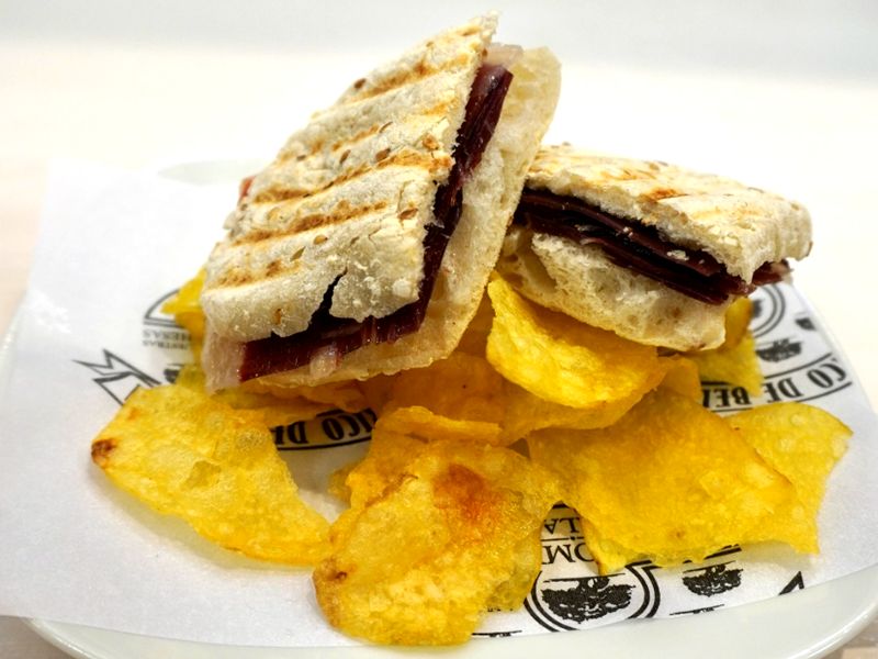 Abacería Los Romeros de Alanís. Detapasconchencho