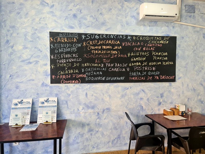 Bar Er Buxo. Detapasconchencho