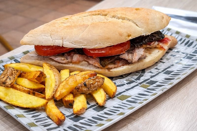 Comahue Gastrobar. Detapasconchencho